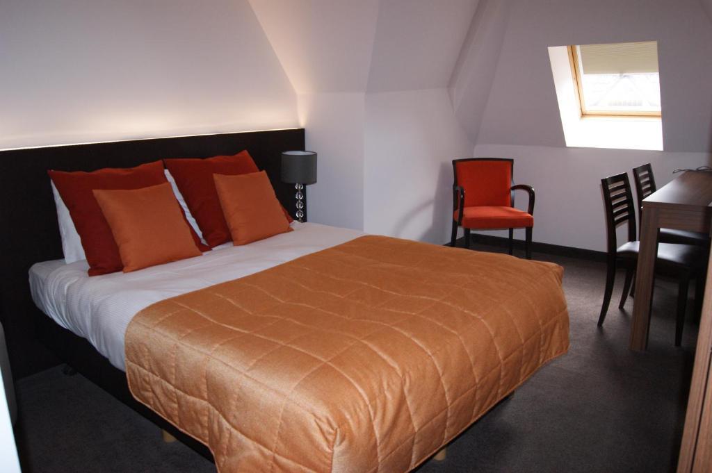 Hotel Malpertuus Riemst Room photo